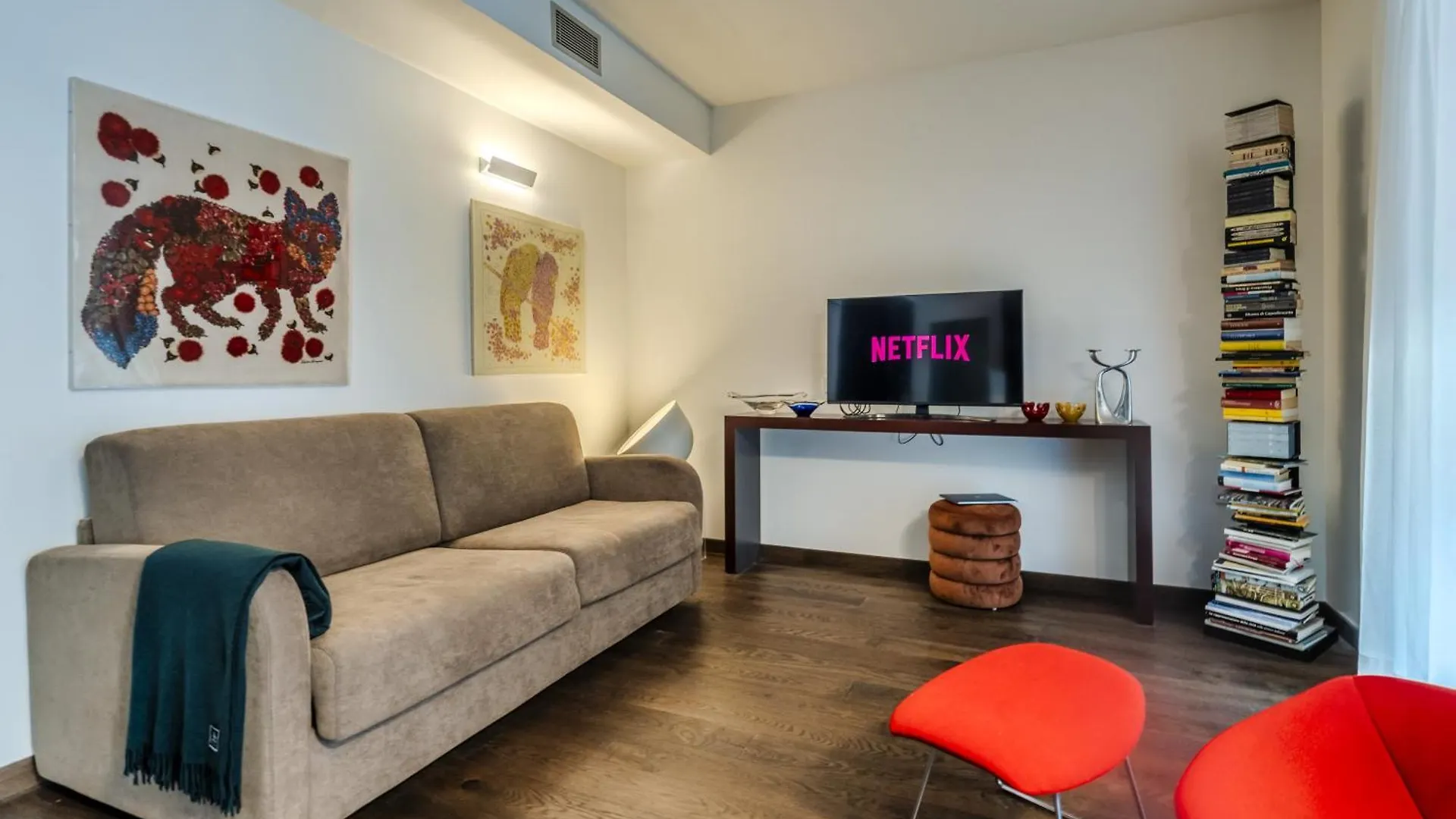 Luxury Apartment - Free Parking - Duomo-Navigli Milan Italy